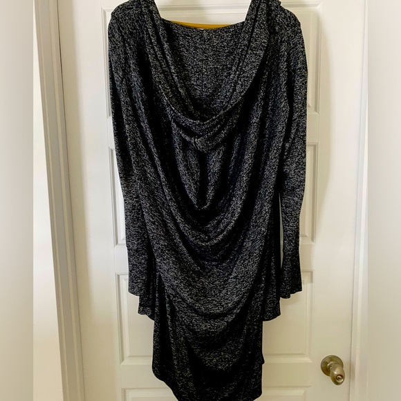 Athleta Harmony Wrap - Picture 2 of 2